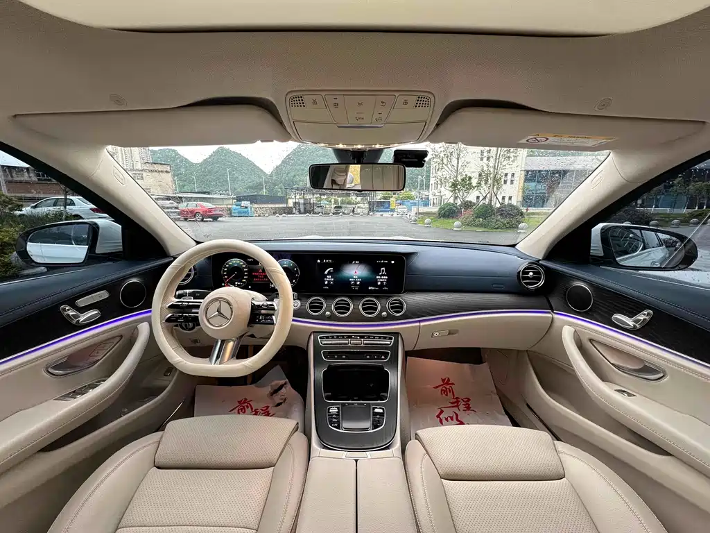 Mercedes-Benz E-Class 2023 — фото 12