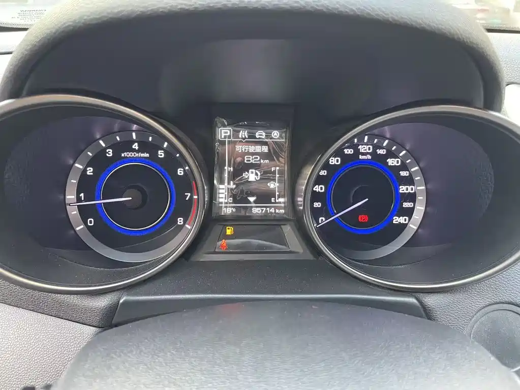 Changan Eado XT 2017 — фото 12