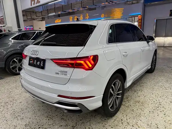 Audi Q3 2022