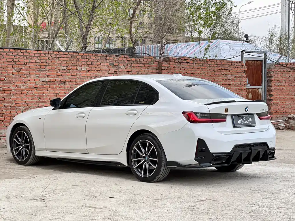 BMW 3 Series 2023