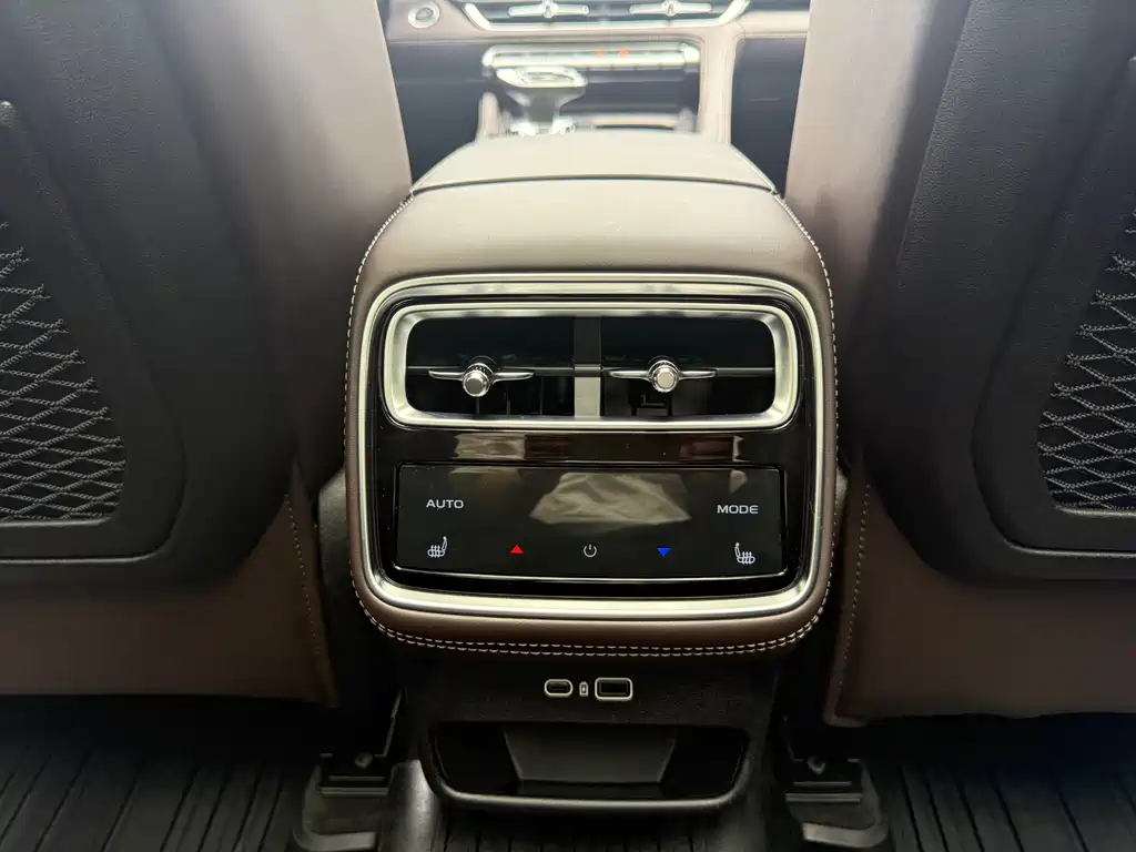 Geely Xingyue L 2025 — фото 22