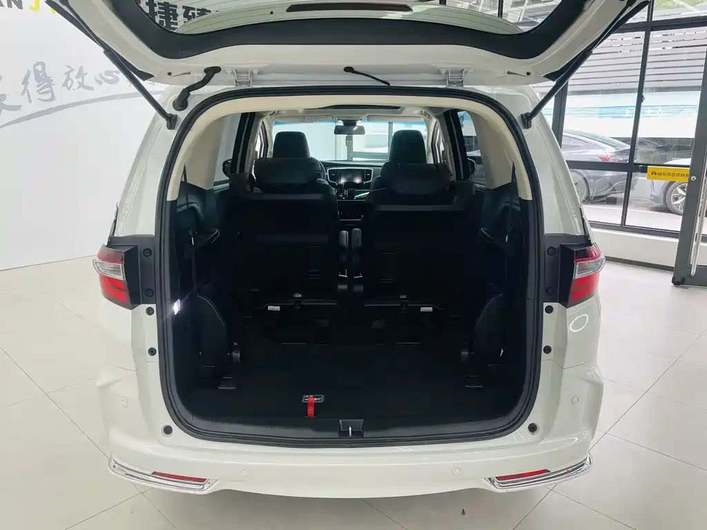 Honda Odyssey 2021 — фото 15