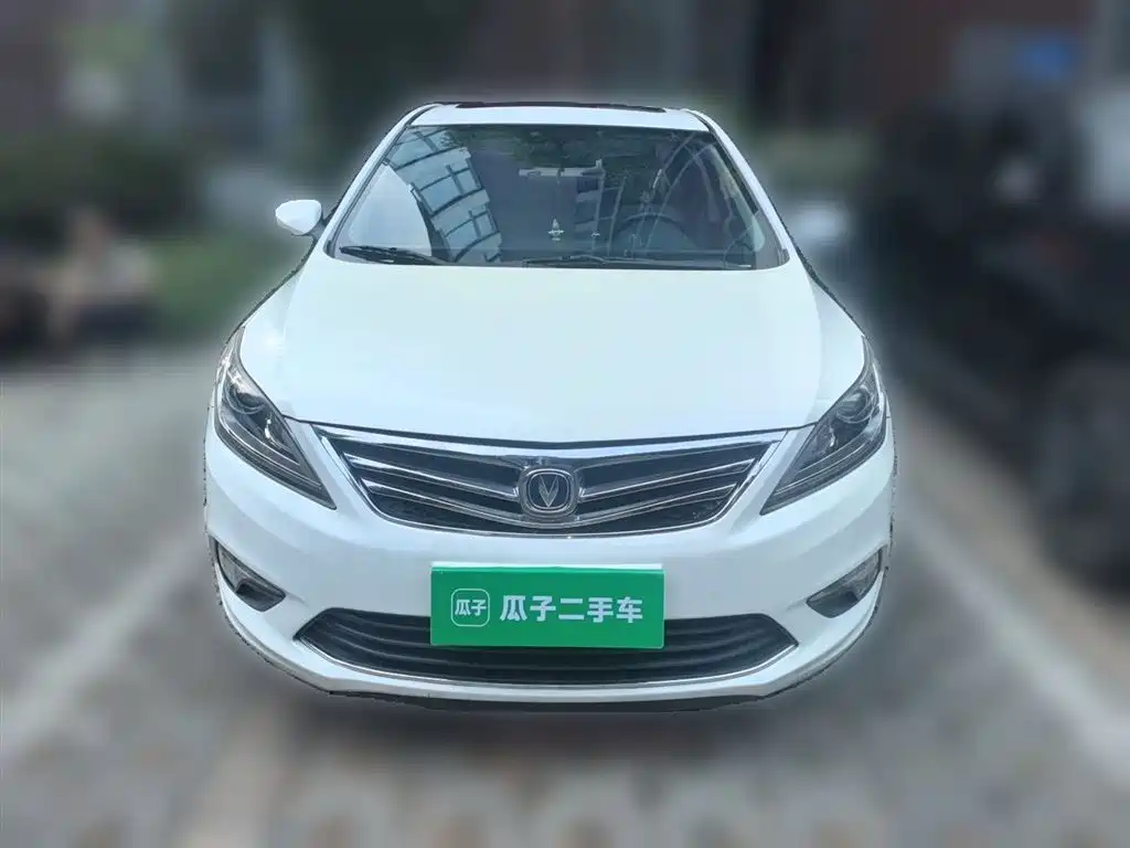Changan Eado 2018 — фото 24