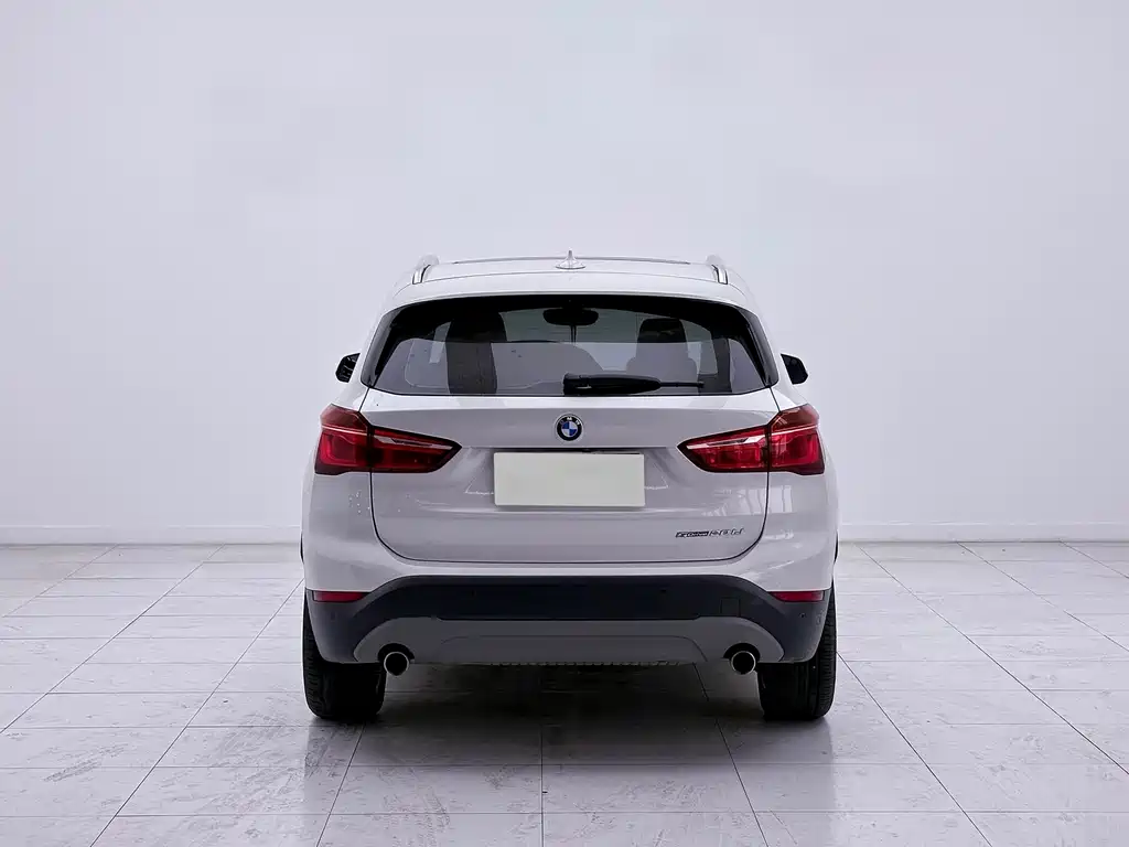 BMW X1 2019 — фото 4