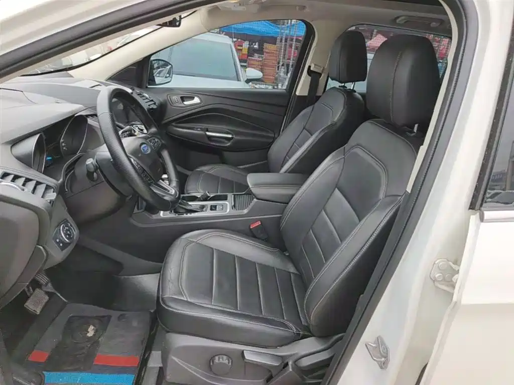 Ford Kuga 2018 — фото 15