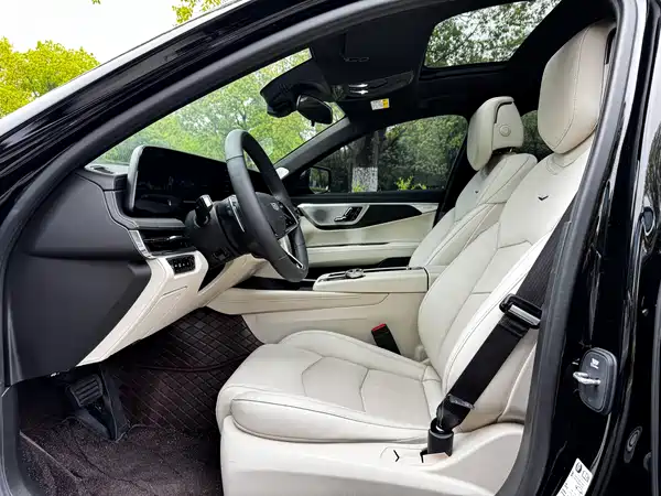 Cadillac CT6 2023