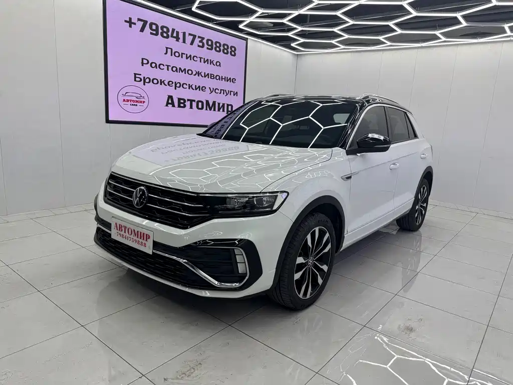 Volkswagen T-Roc 2023 — фото 1