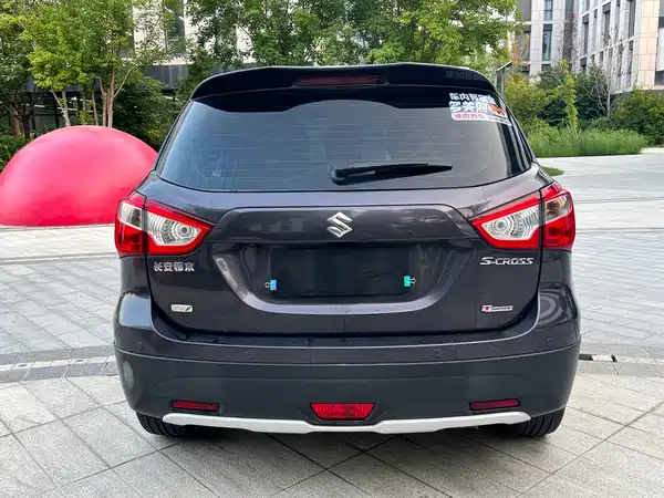 Suzuki S-Cross 2016