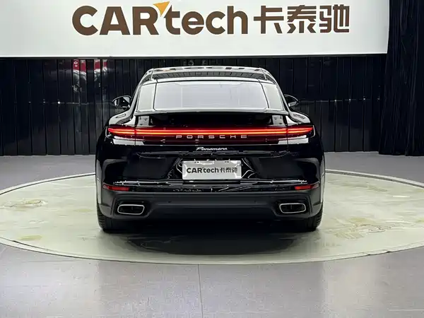 Porsche Panamera 2024
