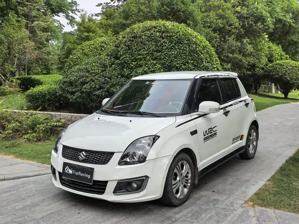 Suzuki Swift 2016 — фото 1