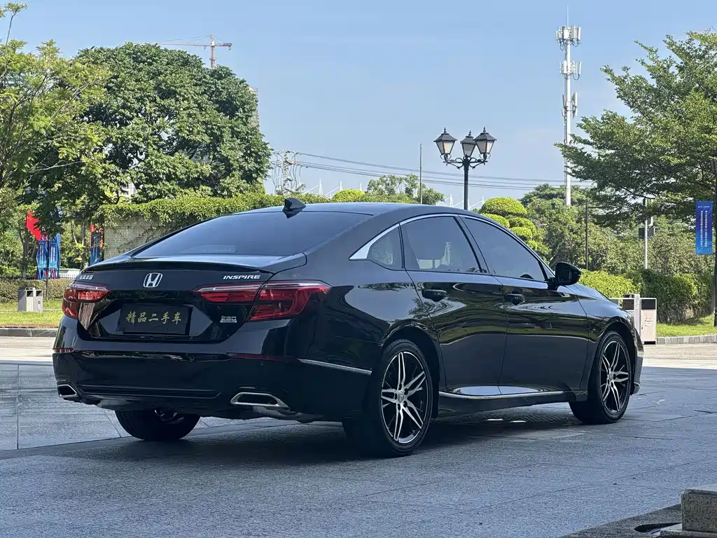 Honda Inspire 2021 — фото 11