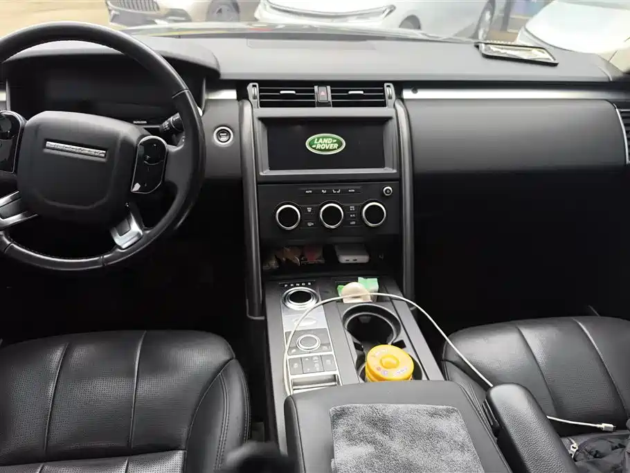 Land Rover Discovery 2020 — фото 12