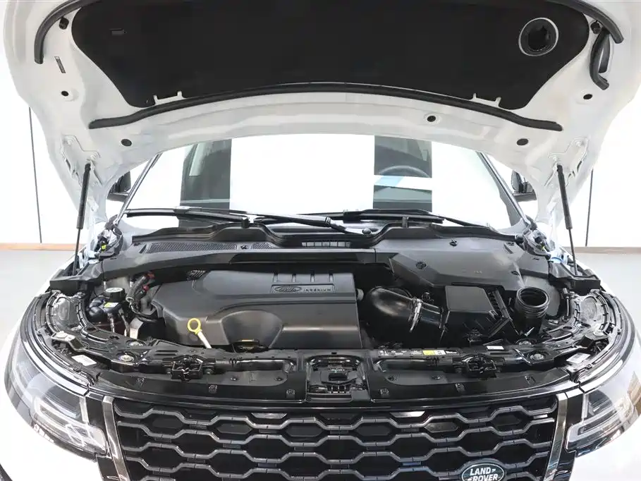 Land Rover Evoque 2022 — фото 32
