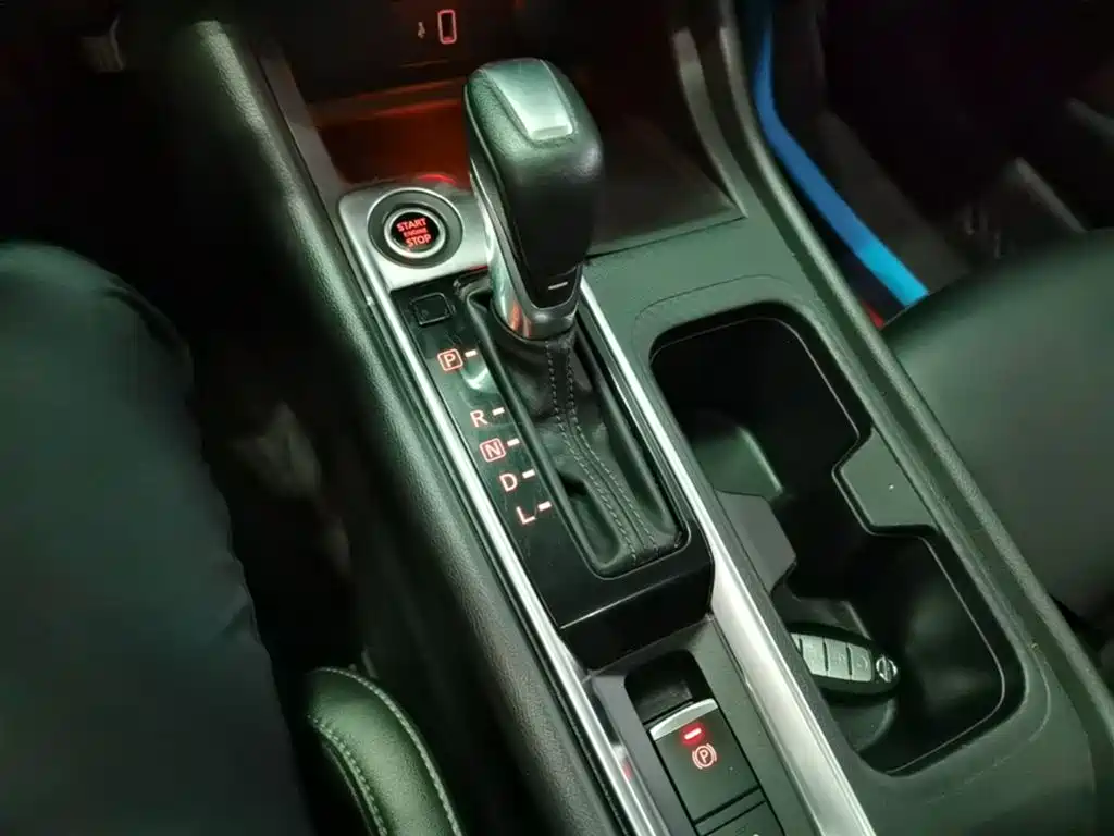 Nissan Sylphy 2021 — фото 14