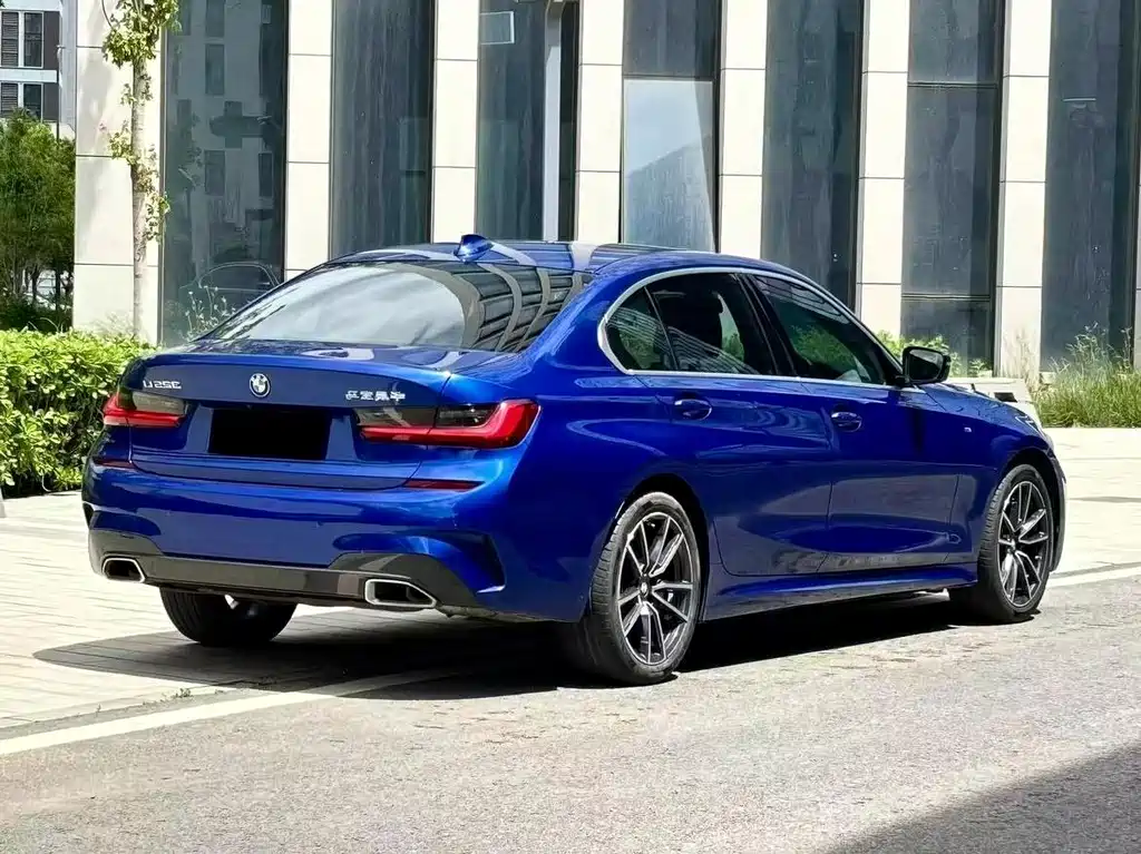 BMW 3 Series 2022