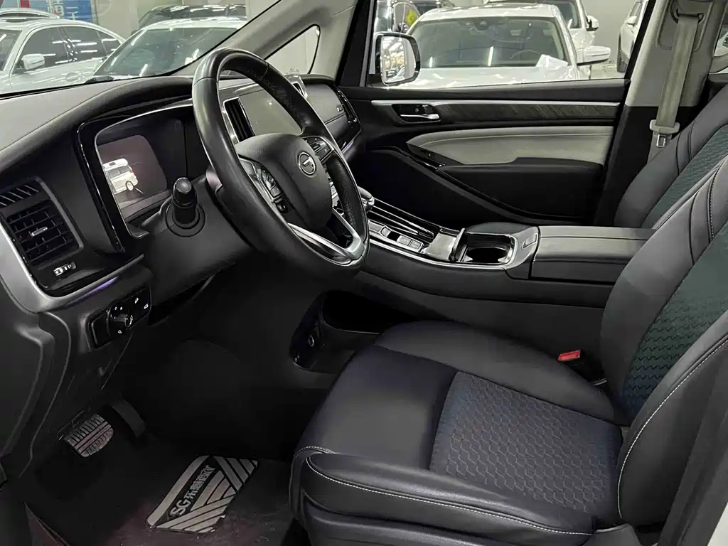 GAC Motor Trumpchi M8 2023 — фото 4