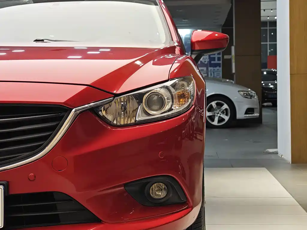 Mazda Atenza 2015