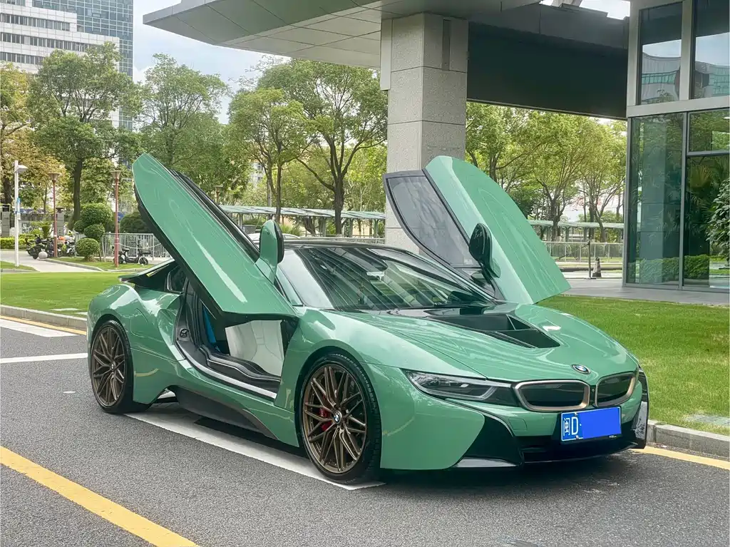 BMW i8 2016 — фото 3
