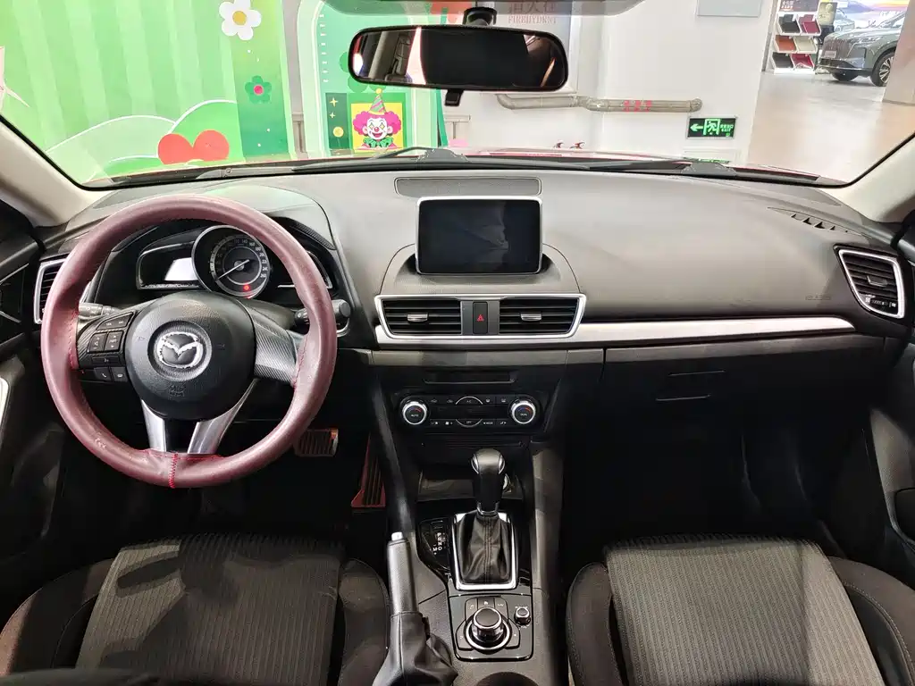 Mazda 3 Axela 2015 — фото 7