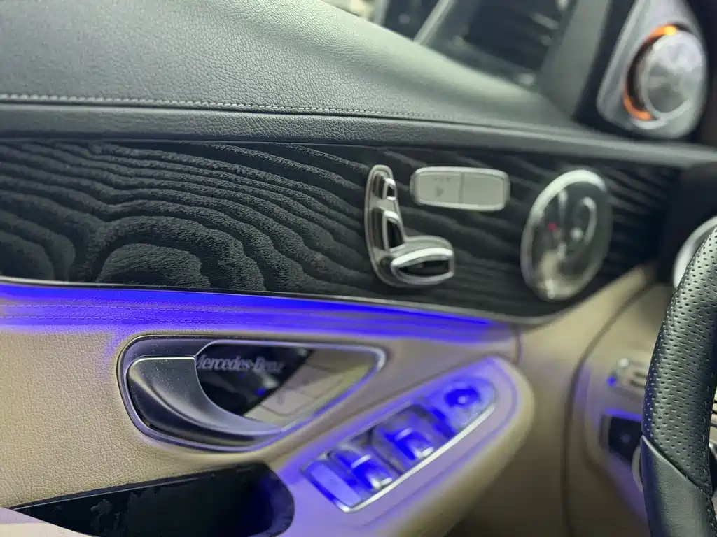 Mercedes-Benz C-Class 2015