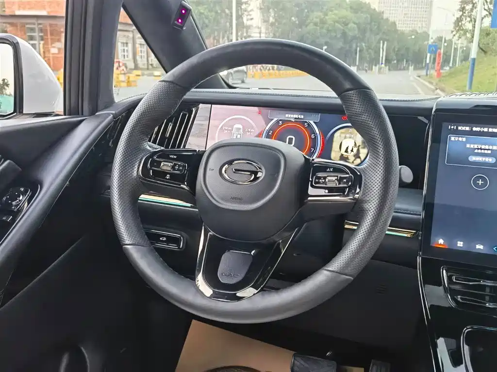 GAC Motor Trumpchi M8 2023 — фото 13