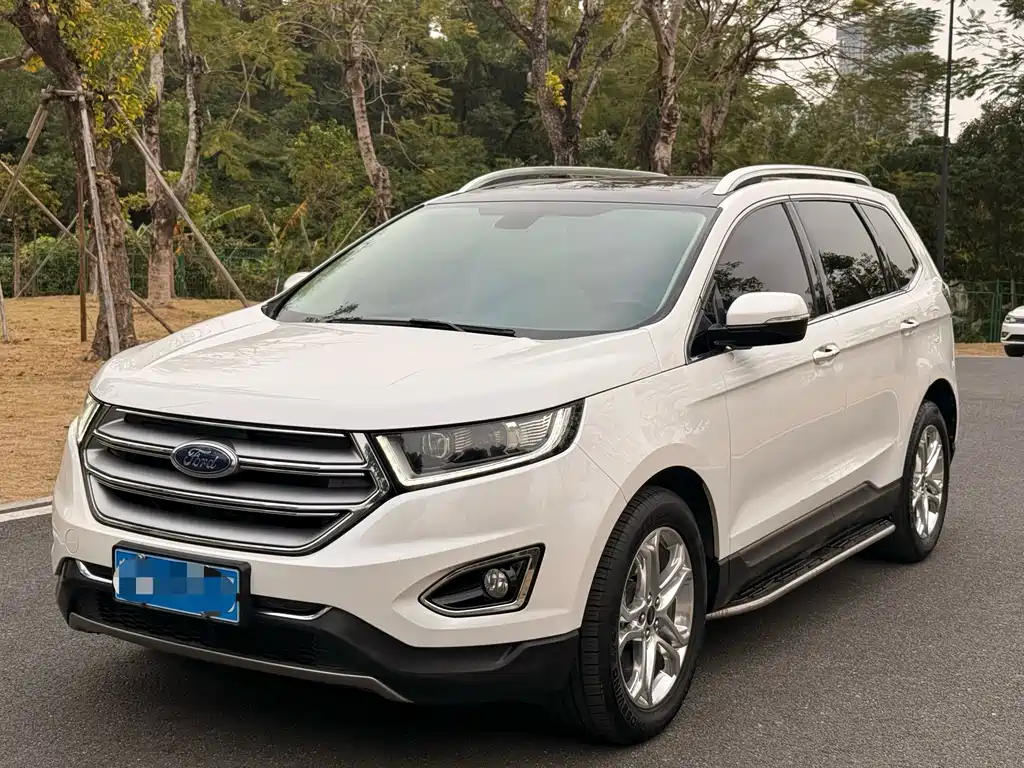 Ford Edge 2016 — фото 1