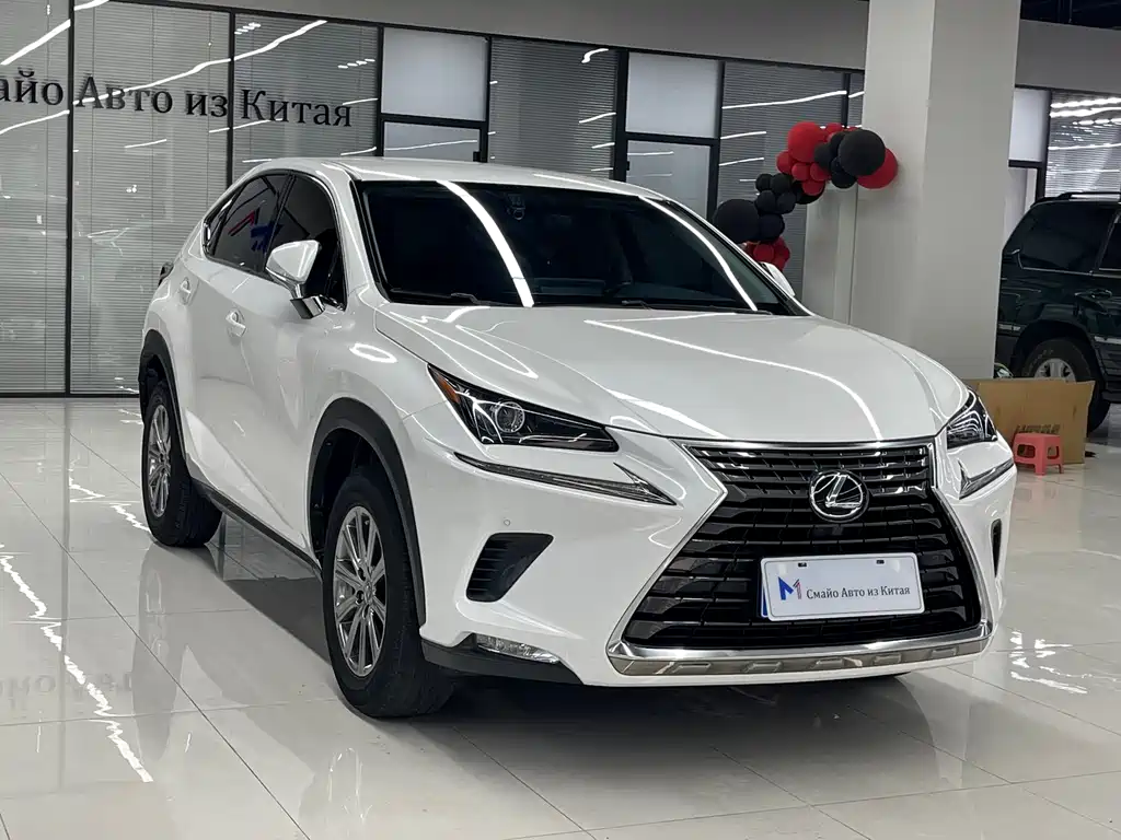 Lexus NX 2020 — фото 2