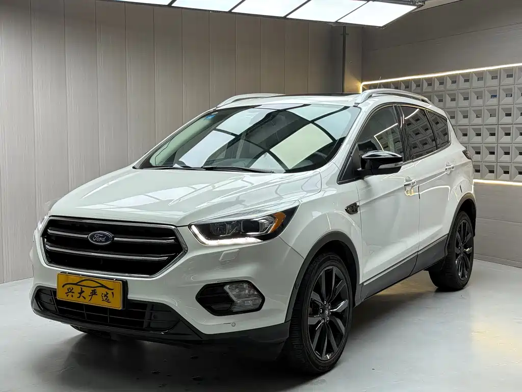 Ford Kuga 2017 — фото 1