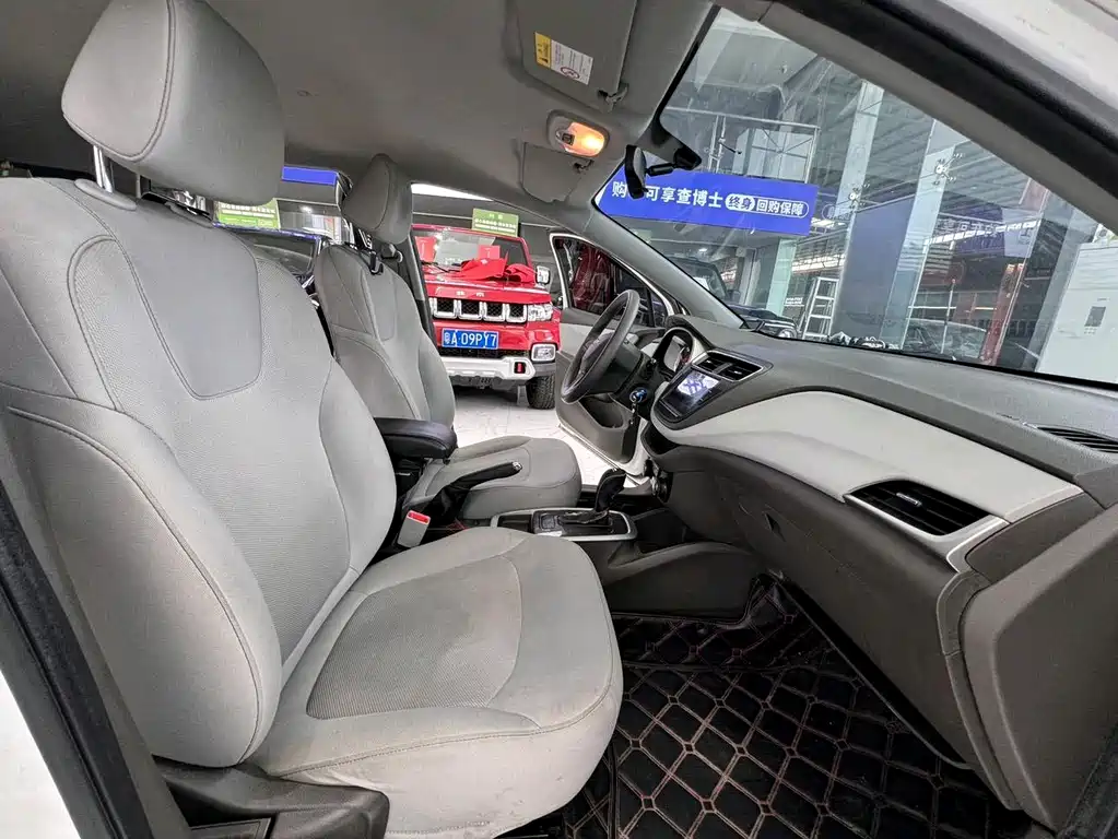 Chevrolet Lova RV 2017 — фото 14