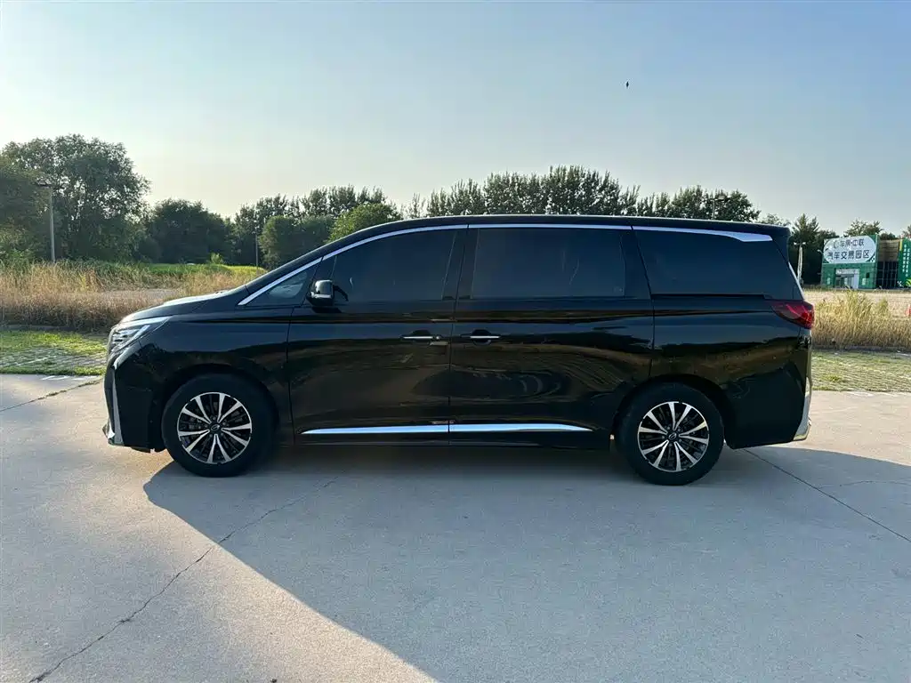 GAC Motor Trumpchi M8 2022