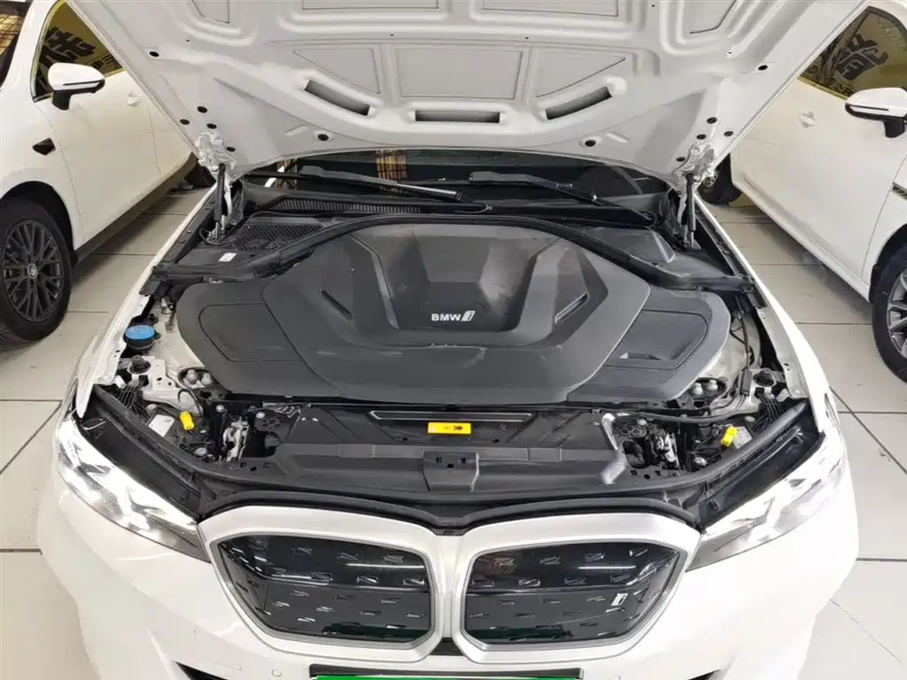 BMW i3 2024 — фото 20