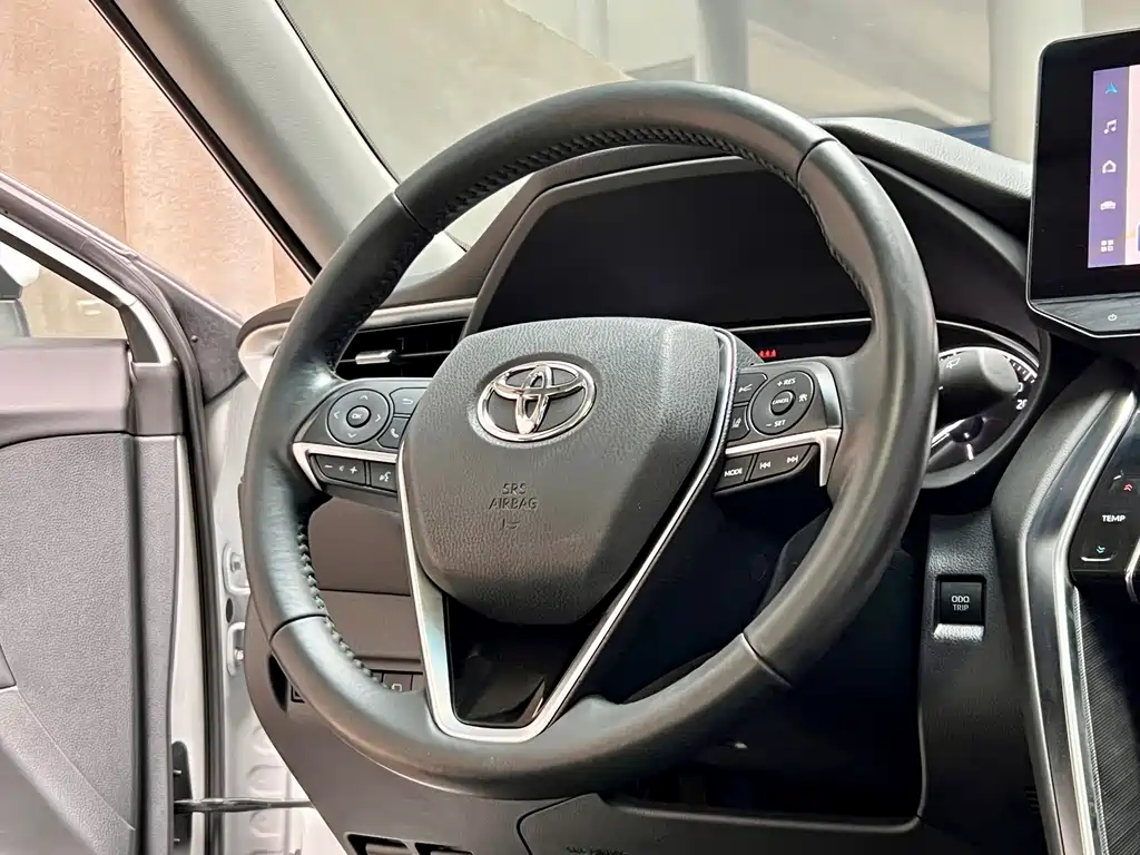 Toyota Harrier 2024 — фото 13