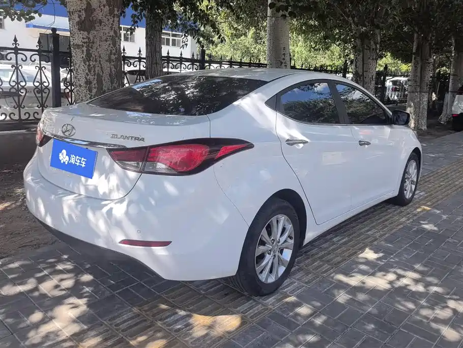 Hyundai Elantra Langdong 2016 — фото 3