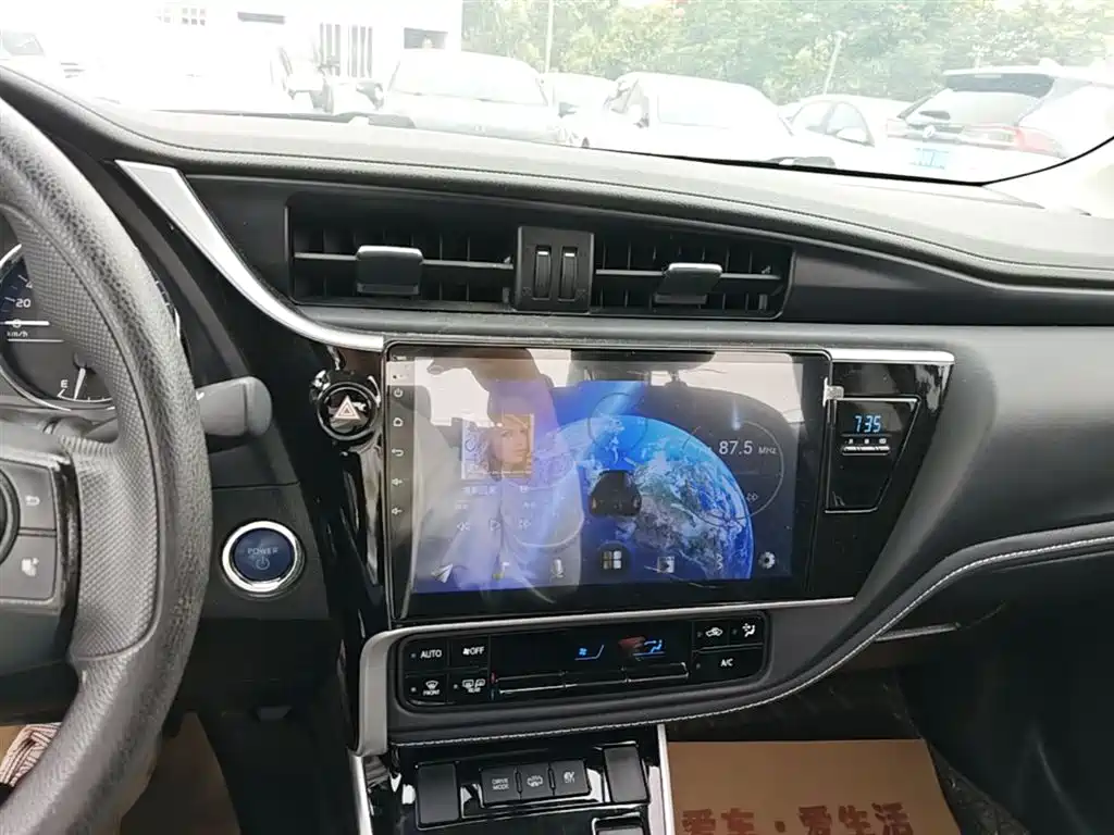 Toyota Corolla Hybrid 2022 — фото 12