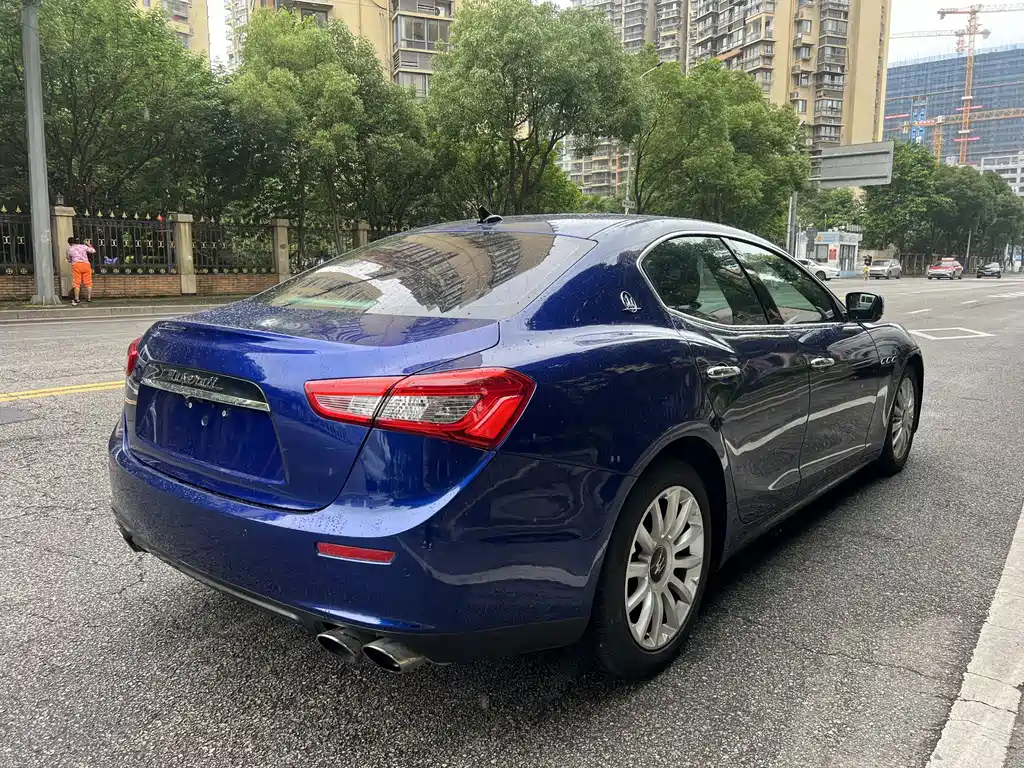 Maserati Ghibli 2015 — фото 10
