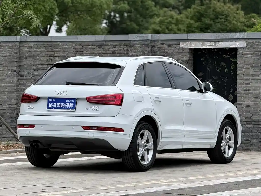 Audi Q3 2018 — фото 4