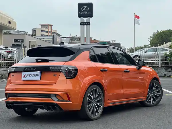 Lynk & Co 02 Hatchback 2021