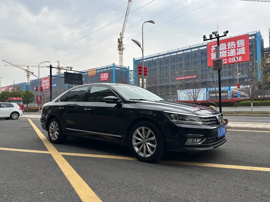 Volkswagen Passat 2017 — фото 3