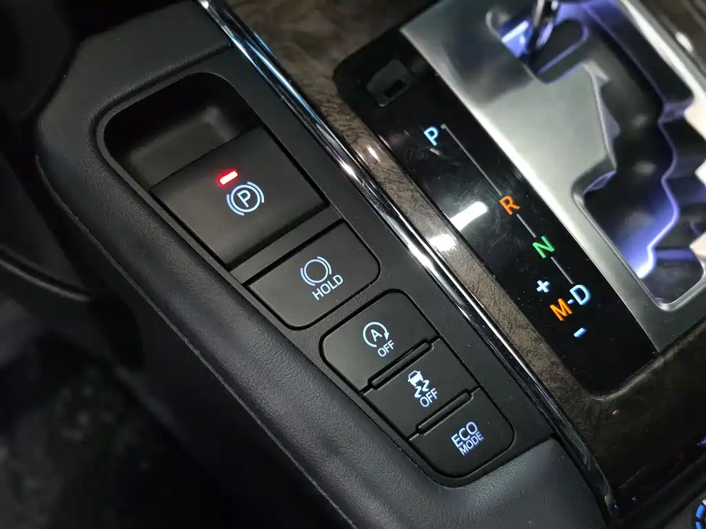 Toyota Alphard 2019 — фото 10
