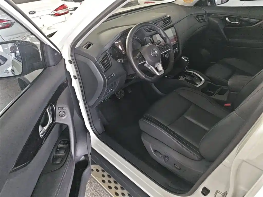 Nissan X-Trail 2020 — фото 12
