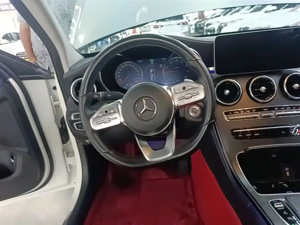 Mercedes-Benz C-Class 2019 — фото 11