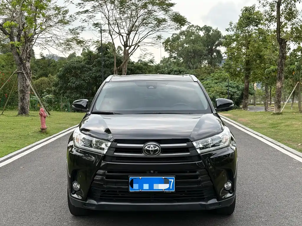Toyota Highlander 2020 — фото 2