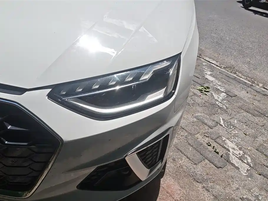 Audi A4L 2021