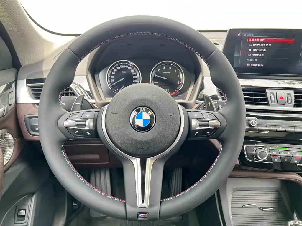 BMW X1 2022 — фото 12