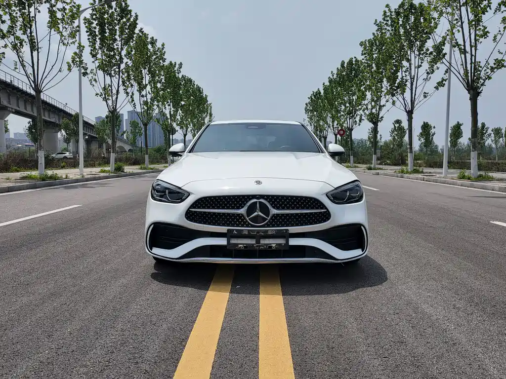 Mercedes-Benz C-Class 2022 — фото 1