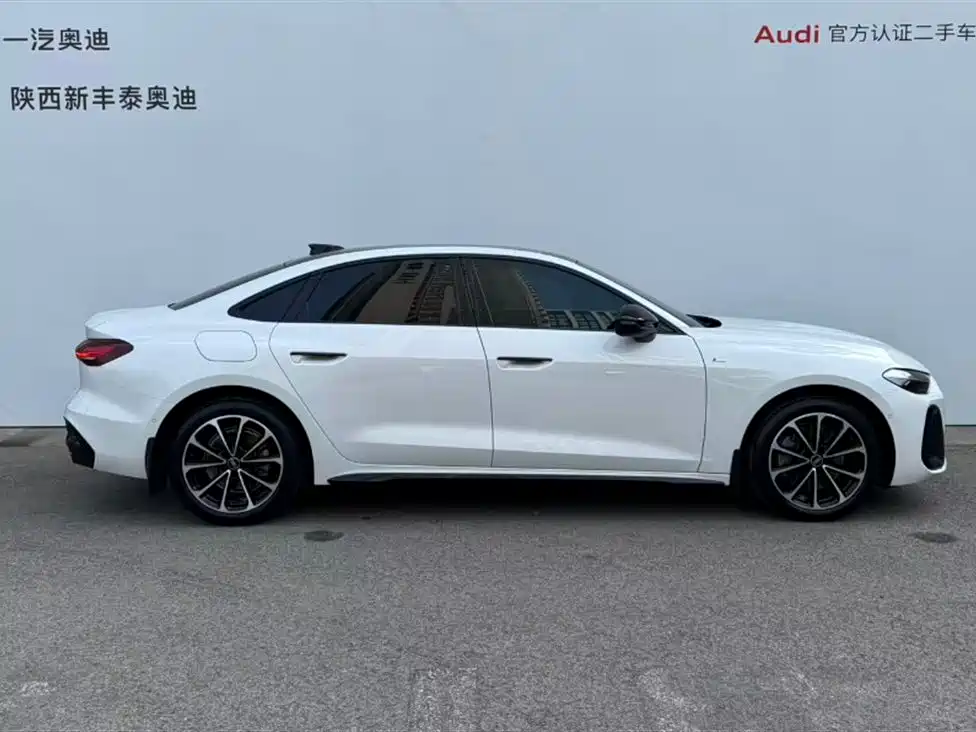 Audi A5L 2025 — фото 22
