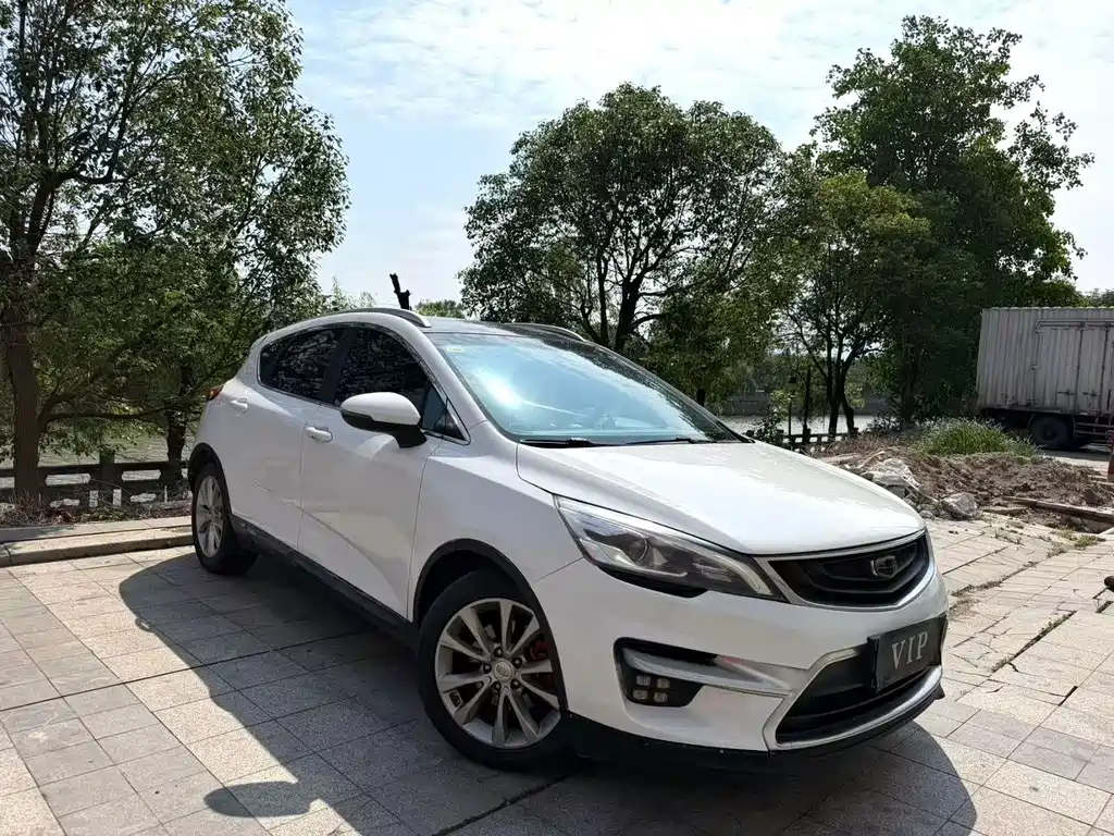 Geely Emgrand GS 2016 — фото 3