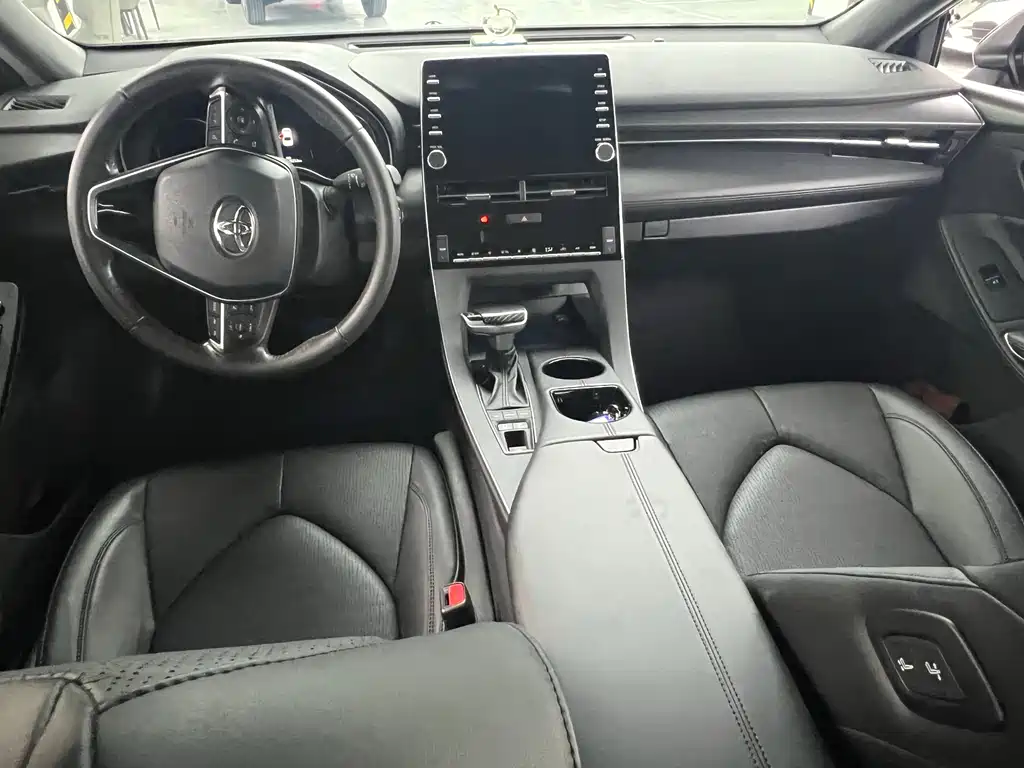 Toyota Avalon 2021
