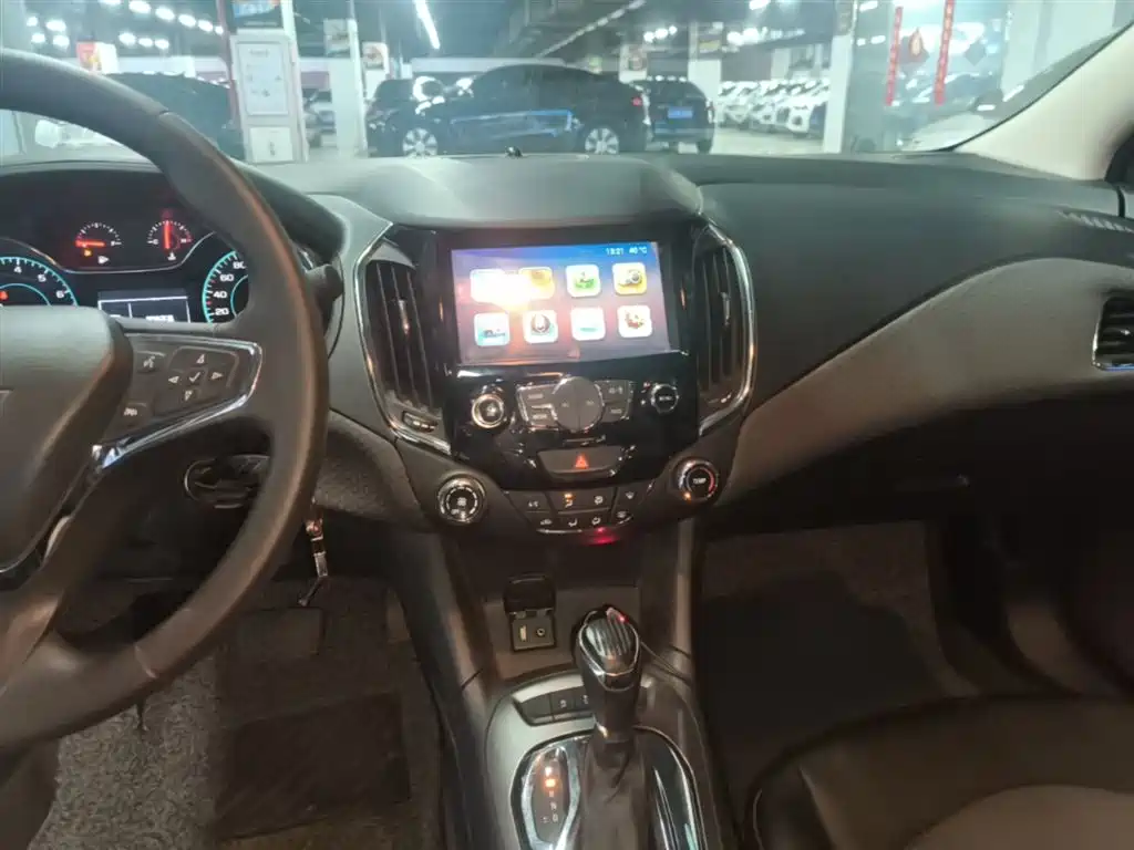 Chevrolet Cruze 2015 — фото 13
