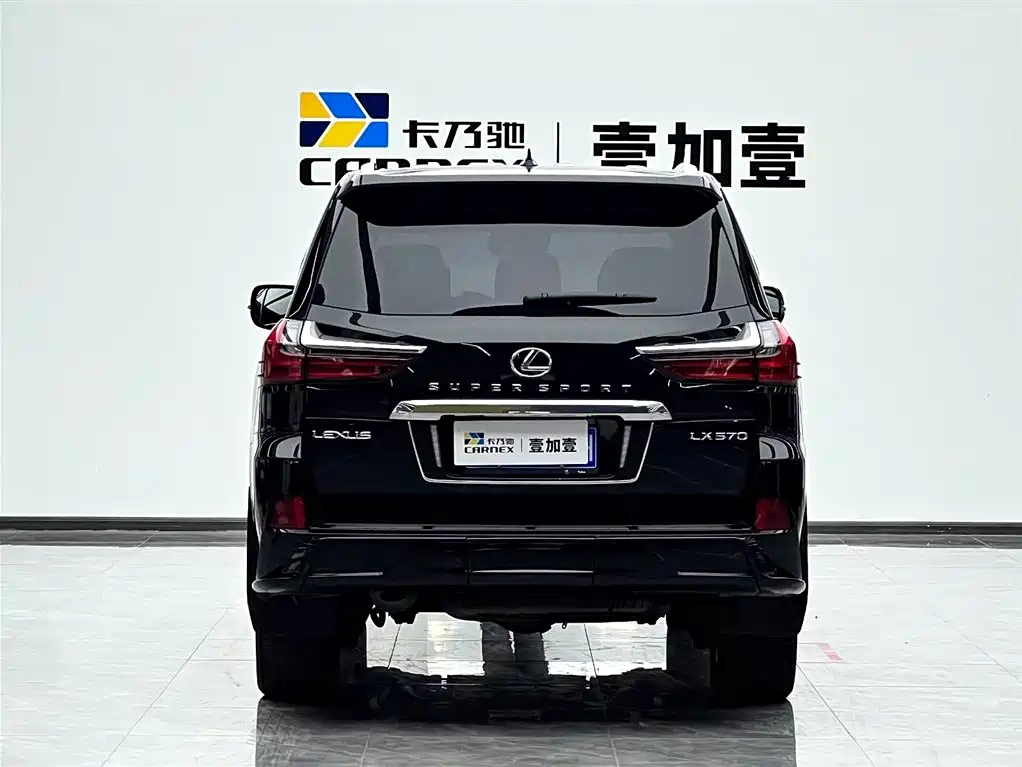 Lexus LX 2018 — фото 17